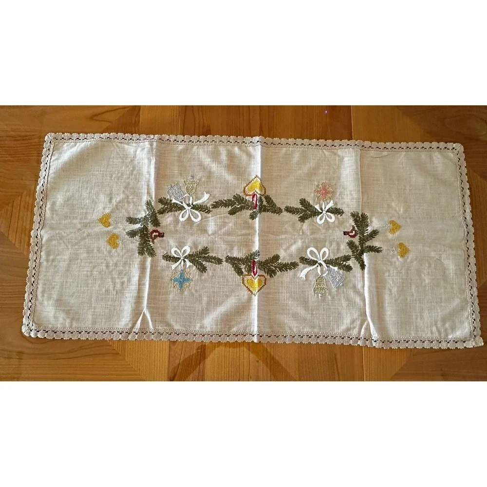 Vintage Christmas Embroidered Table Runner Lace Trim Pine Ornaments Linen